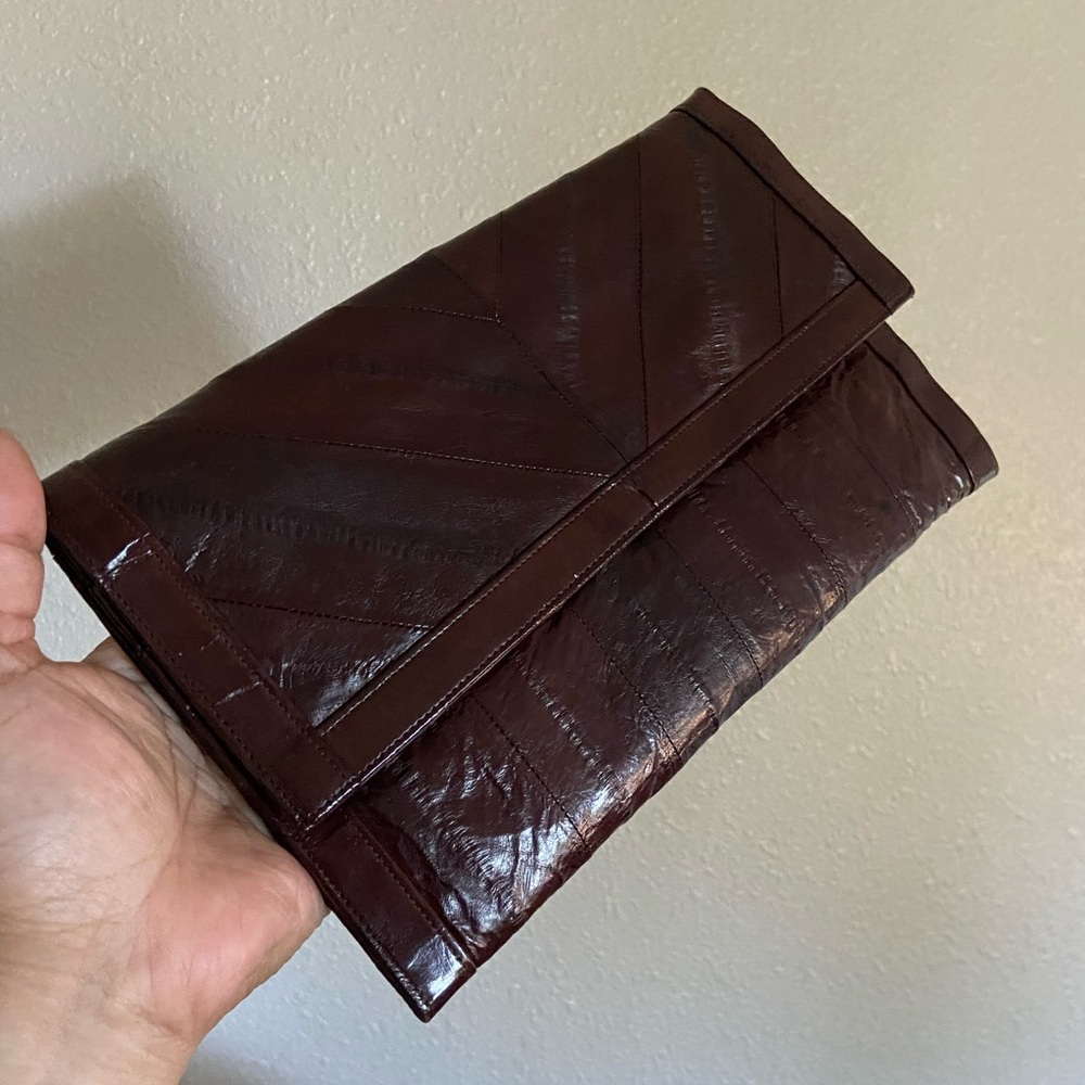 #4- Royal Hook Chestnut Brown Patchwork Eel Leath… - image 1